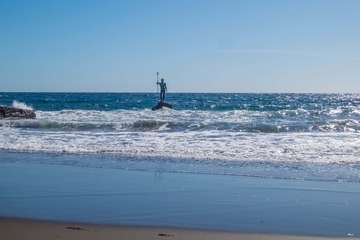 La playa de Melenara se llena de medusas (Foto Antonio Rico)
